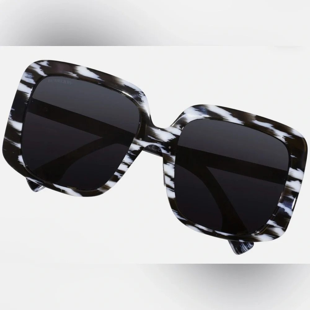 Burberry sunglasses BE4363 PENELOPE 397887 Black grey Woman